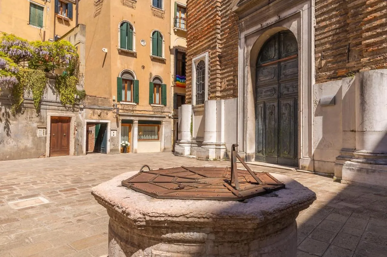 Bed & Breakfast La Locandiera Venice