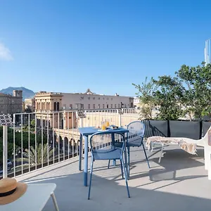 Attico 37 - Queen Con Terrazza Privata , Palermo Italy